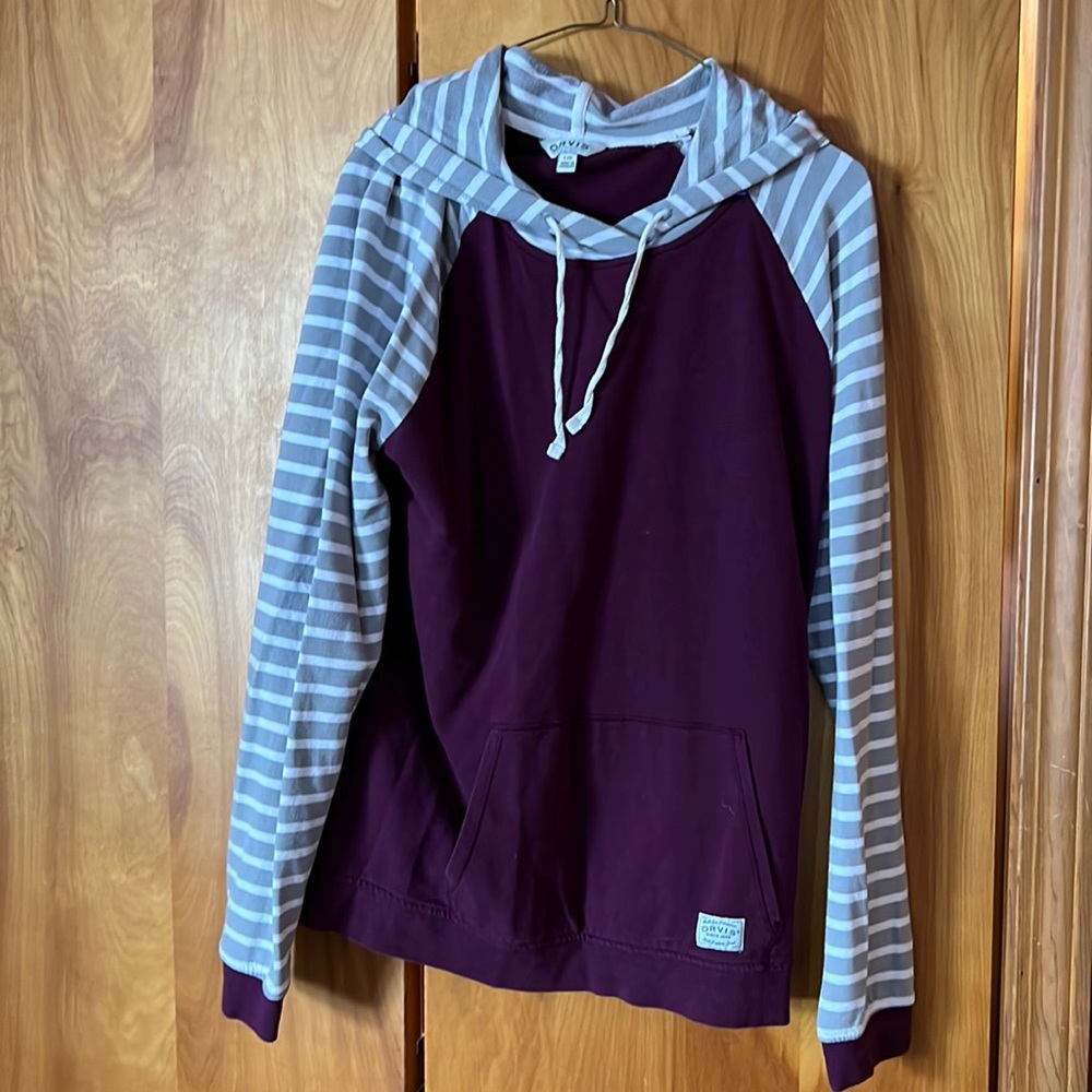 Orvis Women's Size L maroon gray and white striped hoodie